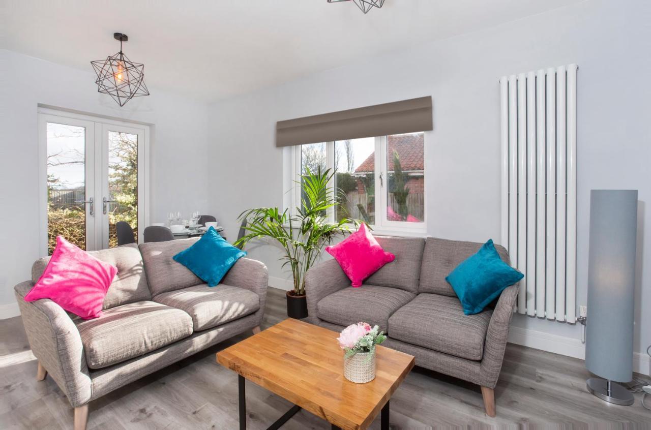The Luxury Potting Shed With Free Parking! Apartamento York Exterior foto